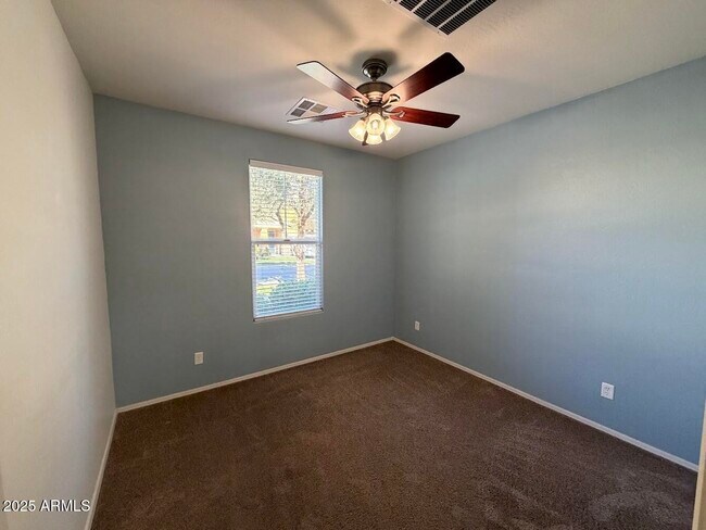 Building Photo - 3349 E Cheyenne St