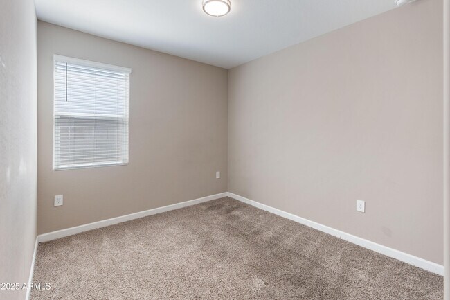 Building Photo - 5341 W Western Star Blvd