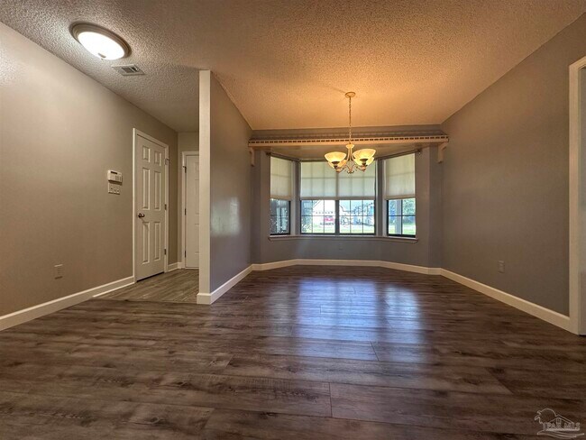 Building Photo - 304 Arabian Dr
