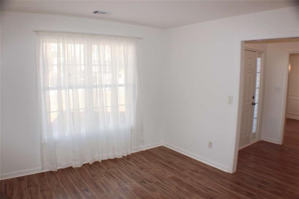 Building Photo - 1060 Grace Dr