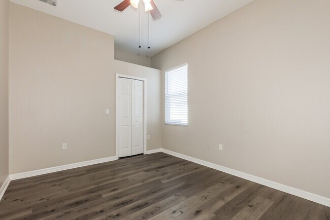 Building Photo - 5514 Foxtail Ct