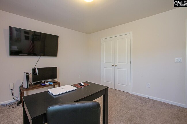 Building Photo - 240 Burbage Ct