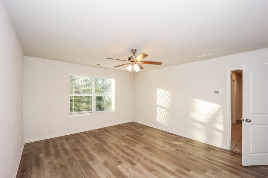 Building Photo - 199 Hamilton Pointe Dr