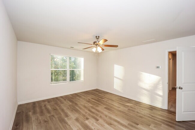 Building Photo - 199 Hamilton Pointe Dr