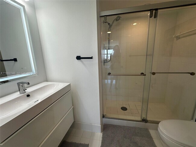 Building Photo - 90 Alton Rd