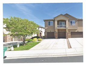 Building Photo - 3108 W Desert Lily Dr