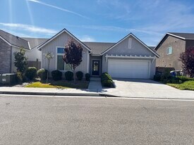 Building Photo - 5137 N Phoenix Ave