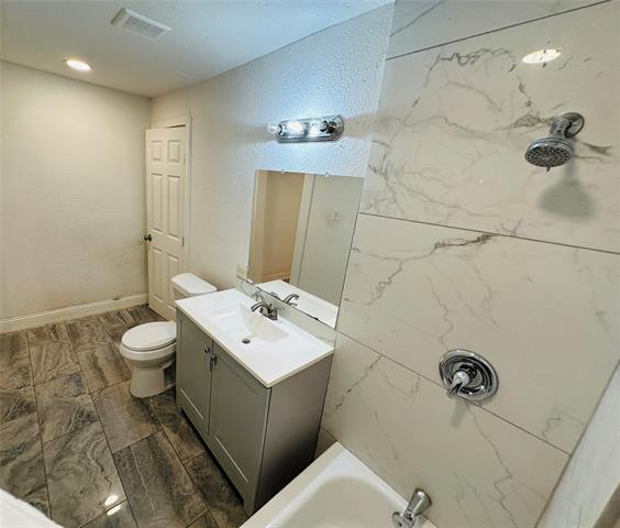 Building Photo - 2801 Ennis Ave