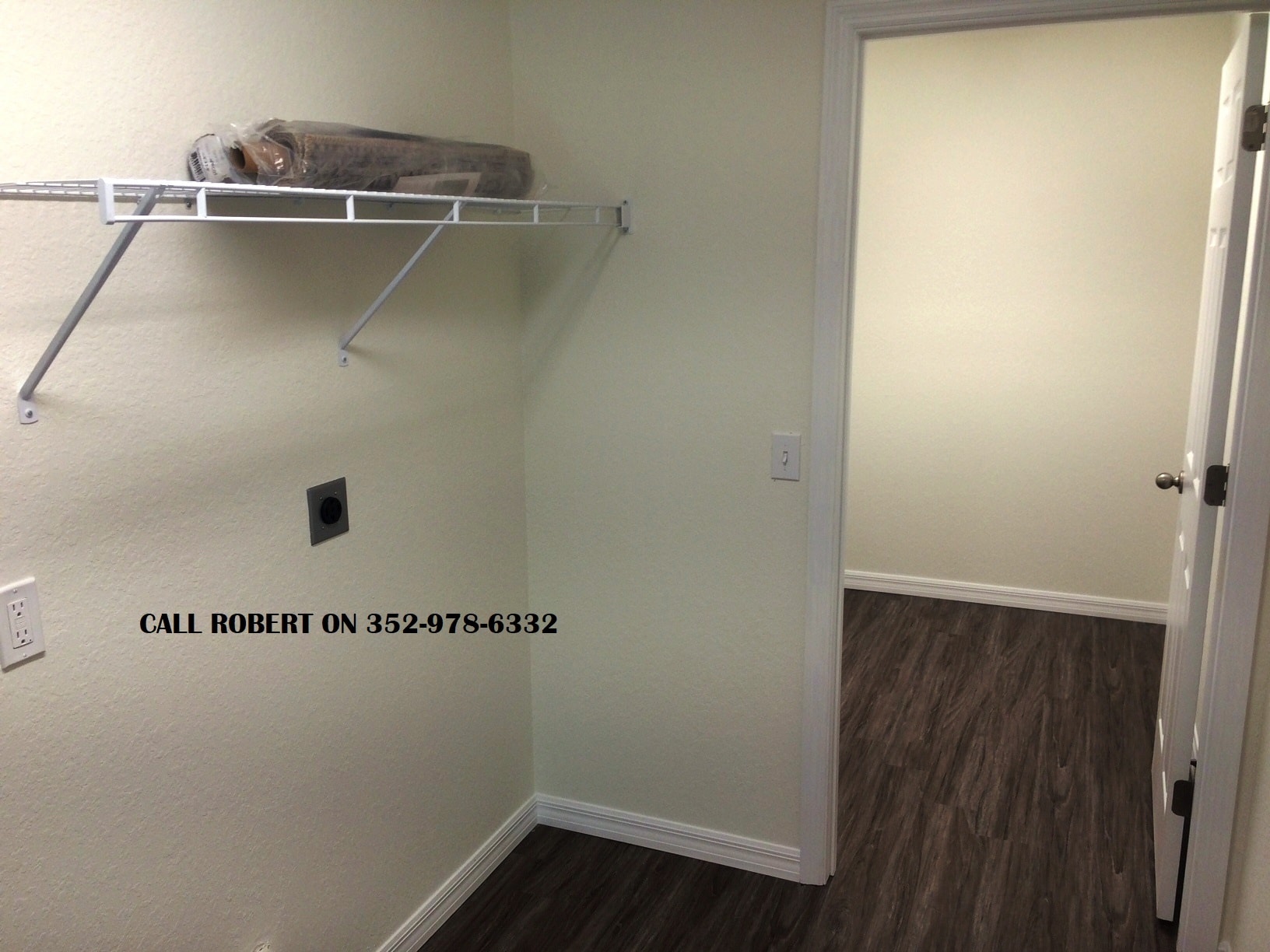 Building Photo - 4100 Holly Hl