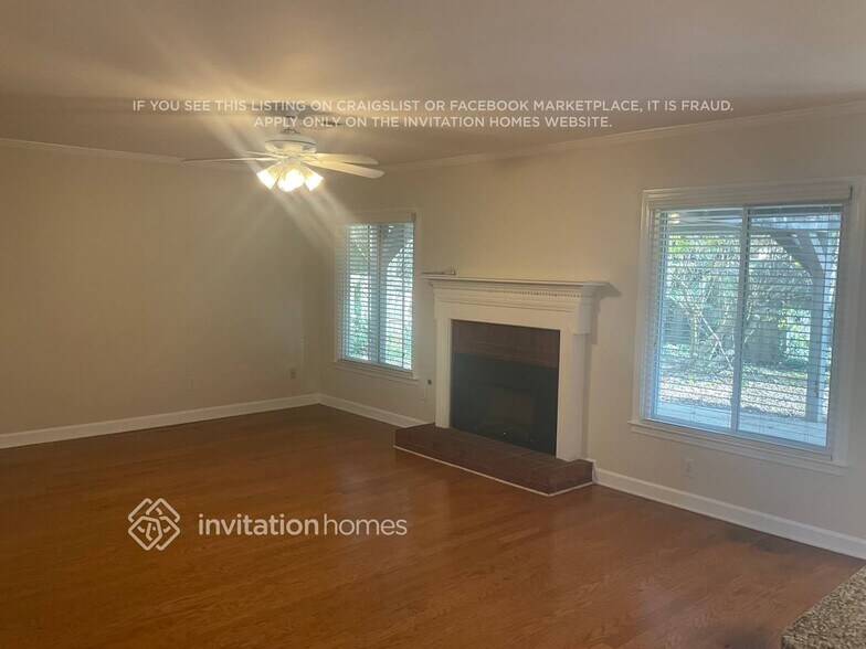 Building Photo - 2977 Kaley Dr NW