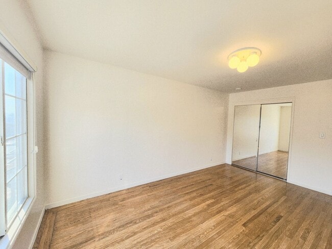 Building Photo - Lovely home in Daly City