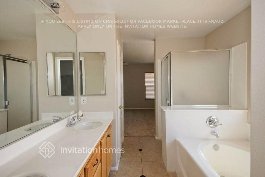 Building Photo - 2621 Cedar Bird Dr