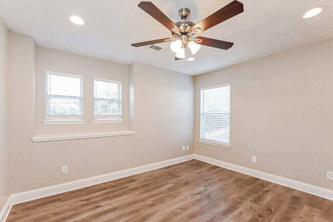 Building Photo - 11230 Wild Goose Dr