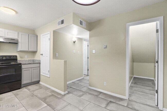 Building Photo - 3702 Keltner Ave