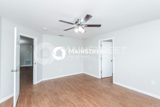 Building Photo - 4 Bedroom Pet-Friendly Home in PALM BAY, FL with Main Street Renewal