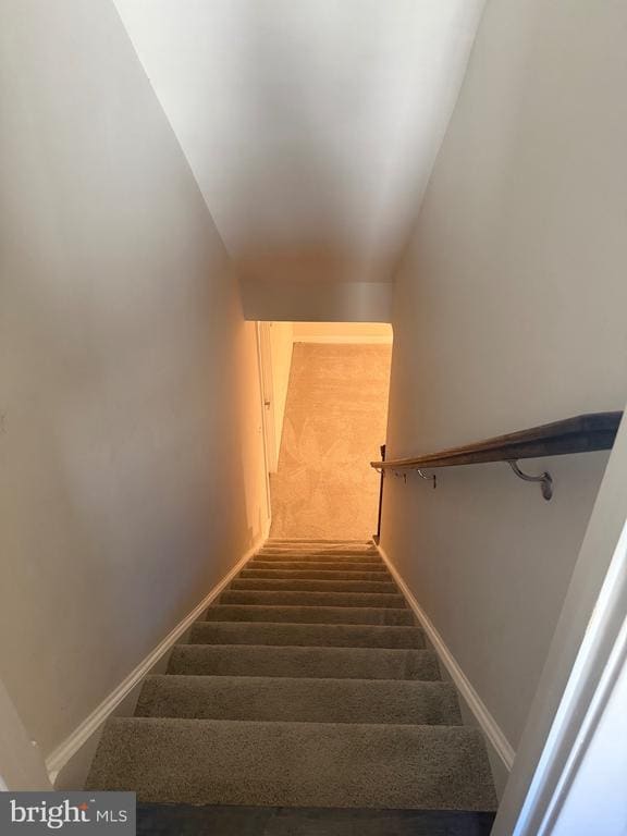 Building Photo - 440 Tree Of Heaven Way