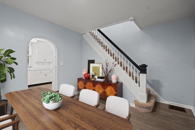 Building Photo - 210 Lafayette Ave