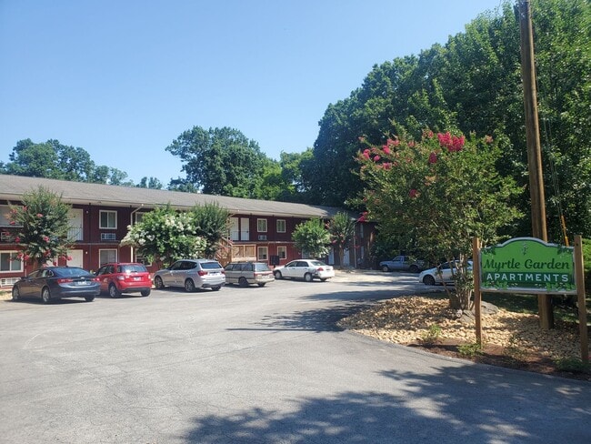 Building Photo - Myrtle Garden Apartments