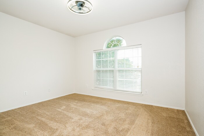 Building Photo - 2744 Ensenada Ln