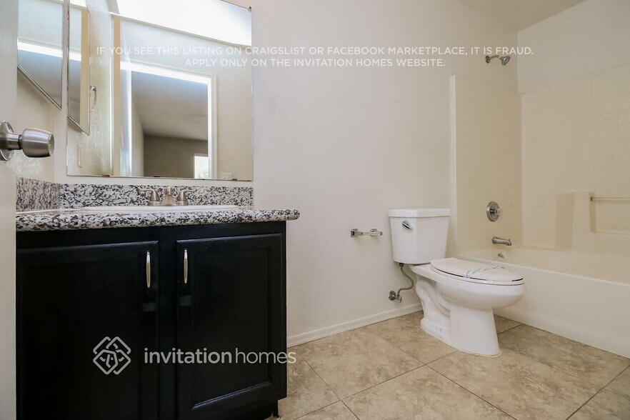Building Photo - 1102 E Dust Devil Dr