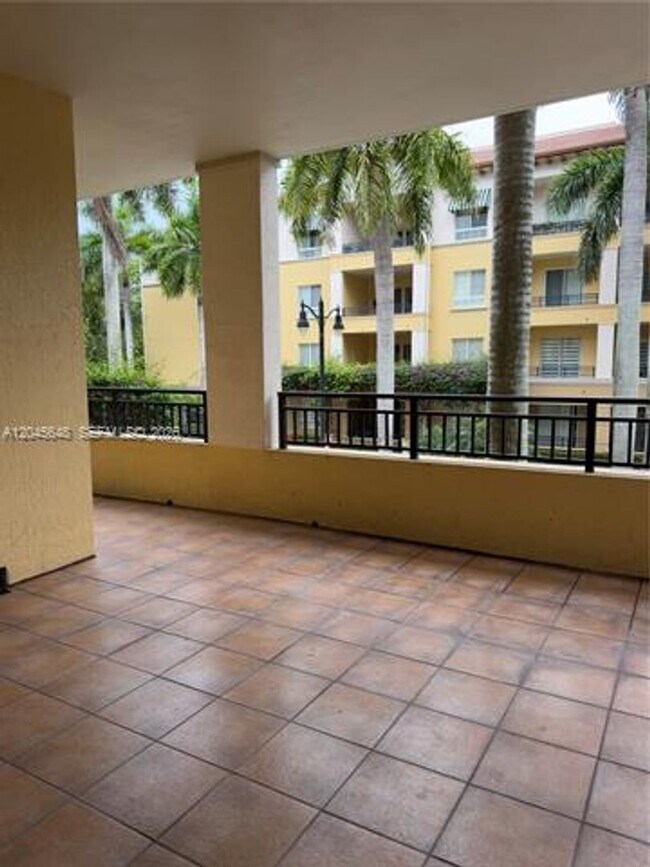 Building Photo - 16100 Emerald Estates Dr