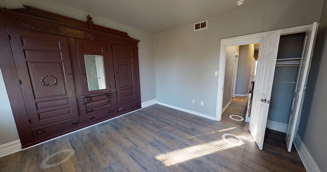 Building Photo - 1244 S Markoe St