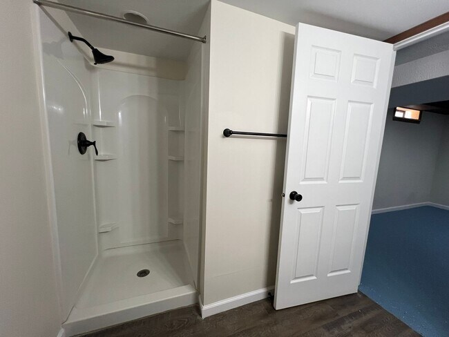 Building Photo - Updated 2-Bedroom Home with Finished Basement Space
