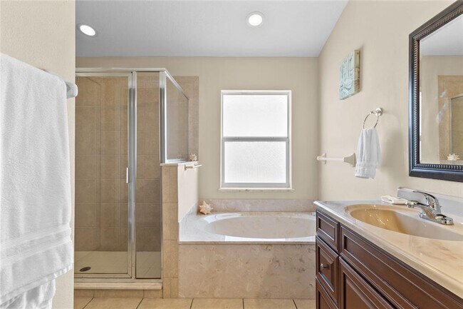 Building Photo - 5223 Layton Dr