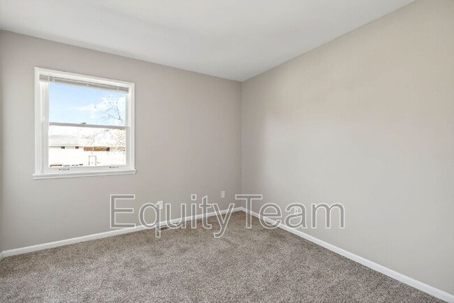 Building Photo - 517 Brunswick Dr