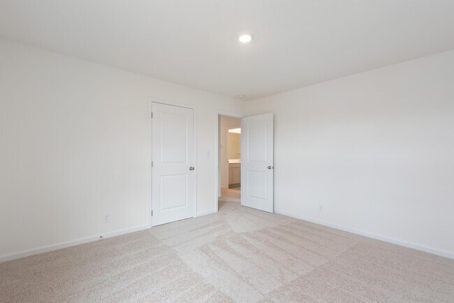 Building Photo - 124 Kaley Ln
