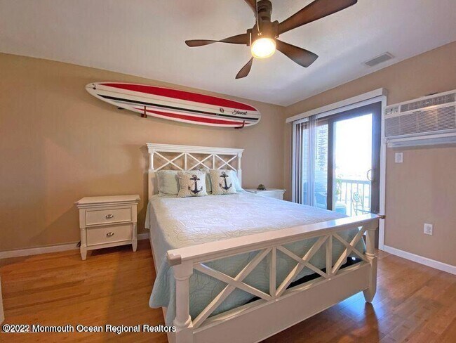 Building Photo - 1382 Ocean Ave