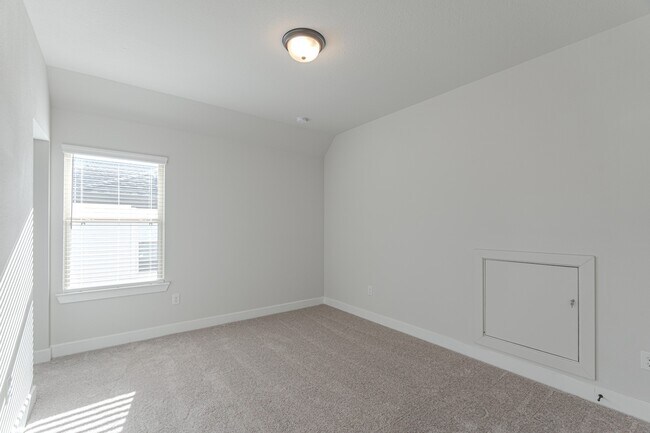 Building Photo - 119 Mockingbird Trails Dr