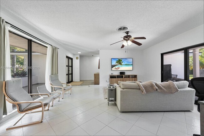 Building Photo - 8620 SW 159th St