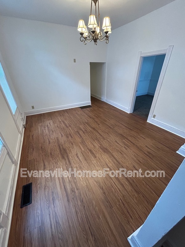 Building Photo - 404 E Virginia St