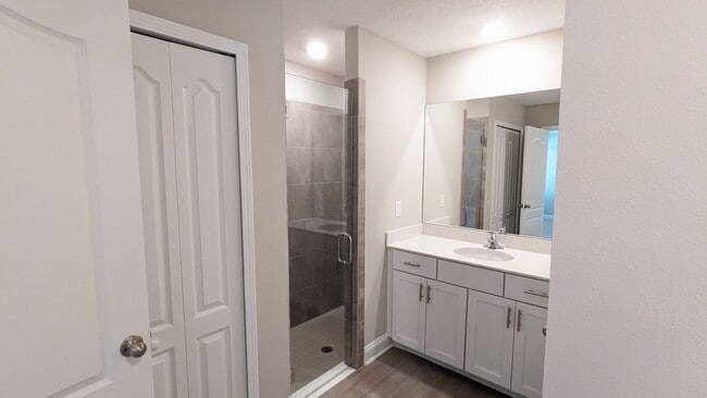 Building Photo - LIMITED TIME SPECIALS - 1/2 Month Free Ren...