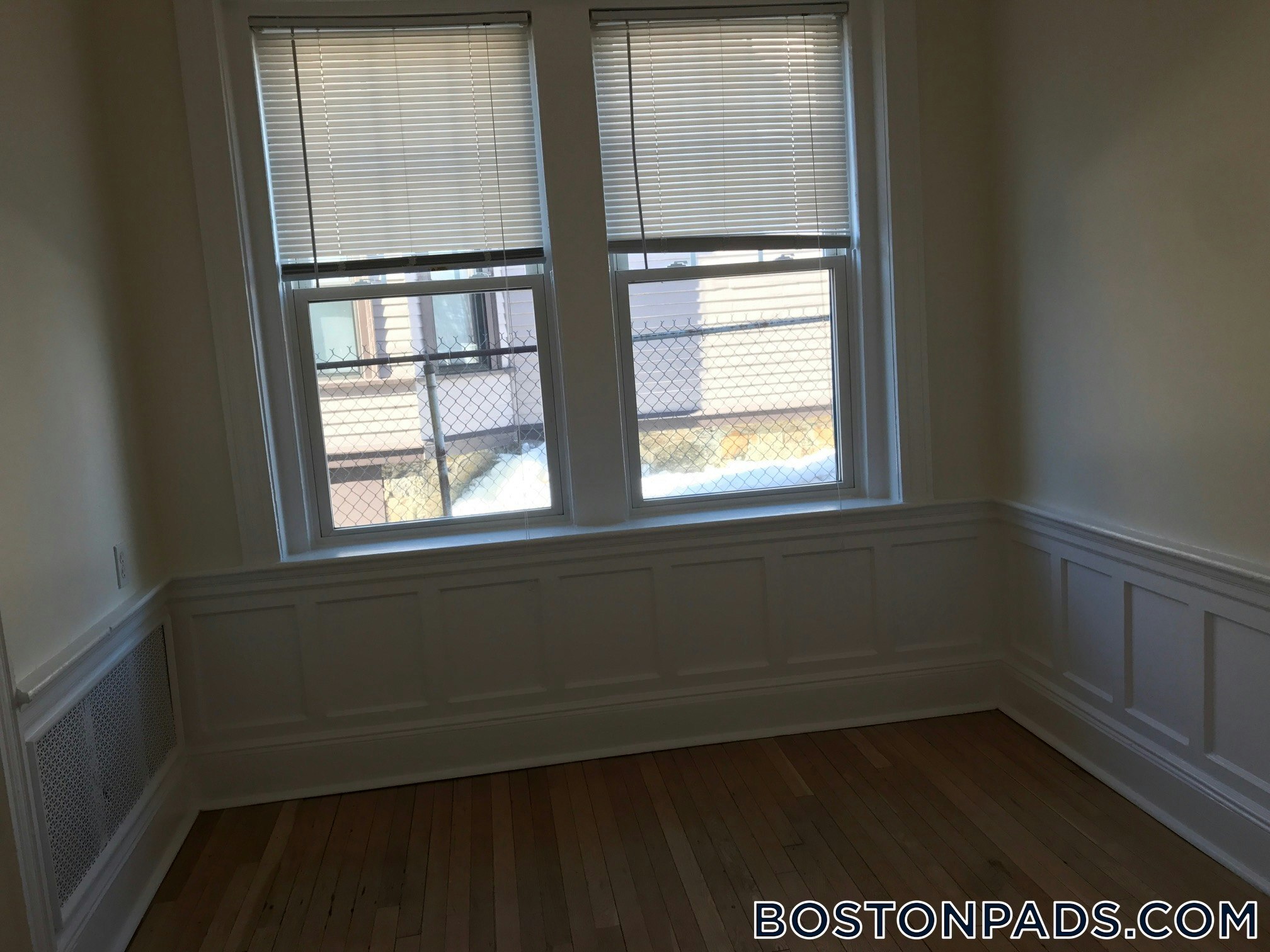 Building Photo - 115 Kilsyth Rd