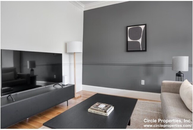 Building Photo - 1611 Tremont St