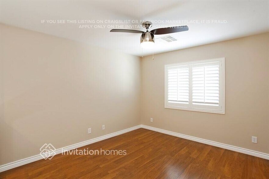 Building Photo - 10541 Danielson Ave