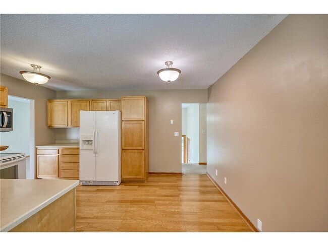 Building Photo - 8106 Dakota Ln