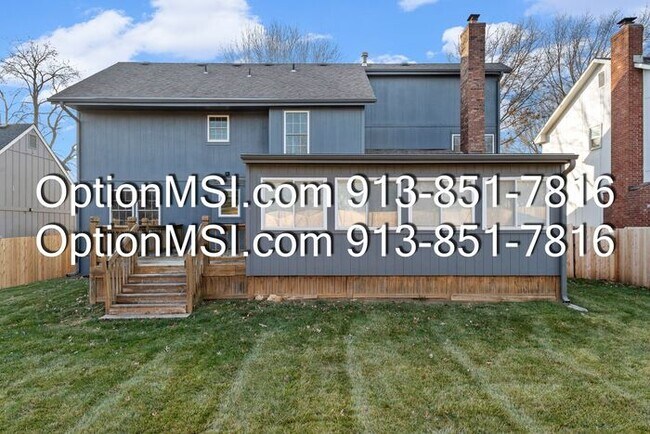 Building Photo - Welcome home to this charming two-story in South Woods subdivision