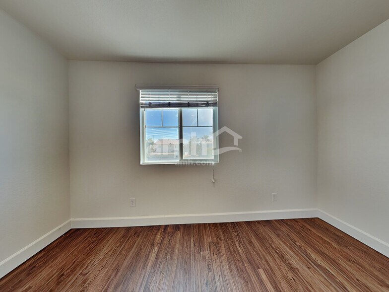 Building Photo - 1805 Viaggio Ave