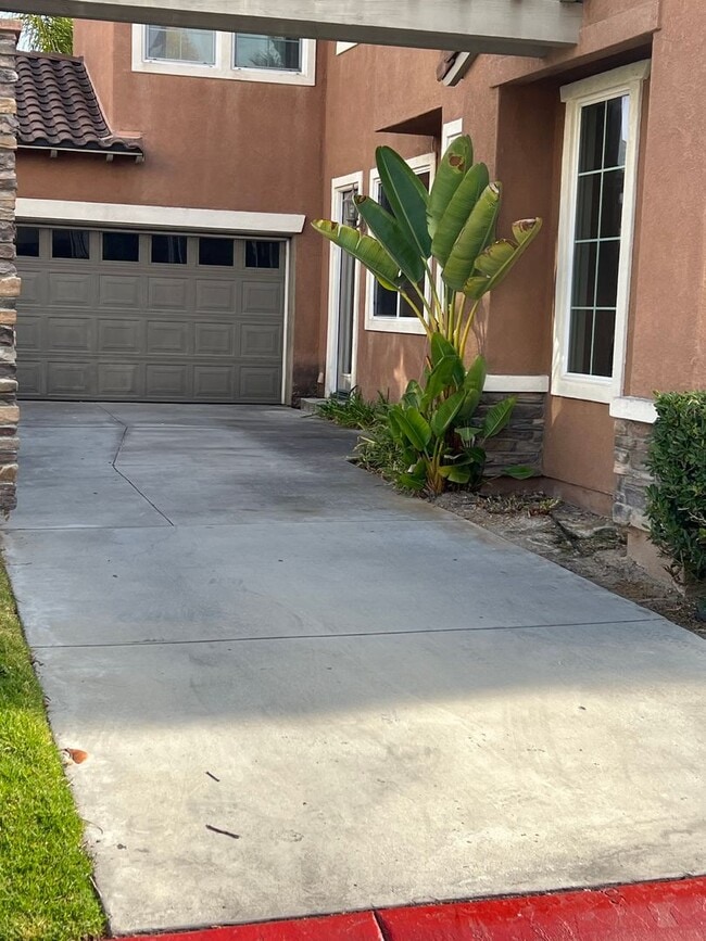 Building Photo - 13561 Lavender Way