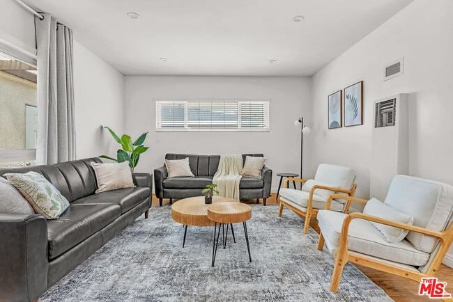 Building Photo - 15006 Burin Ave