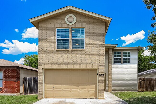 Building Photo - 4234 Sunrise Cove Dr