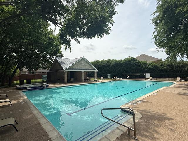 Building Photo - 2440 Deer Horn Dr