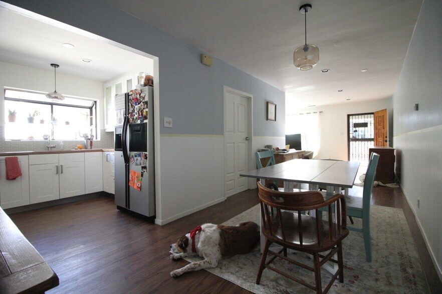 (dog not included) - 3829 Glenfeliz Boulevard