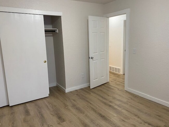 Building Photo - 145 Bohl Ave