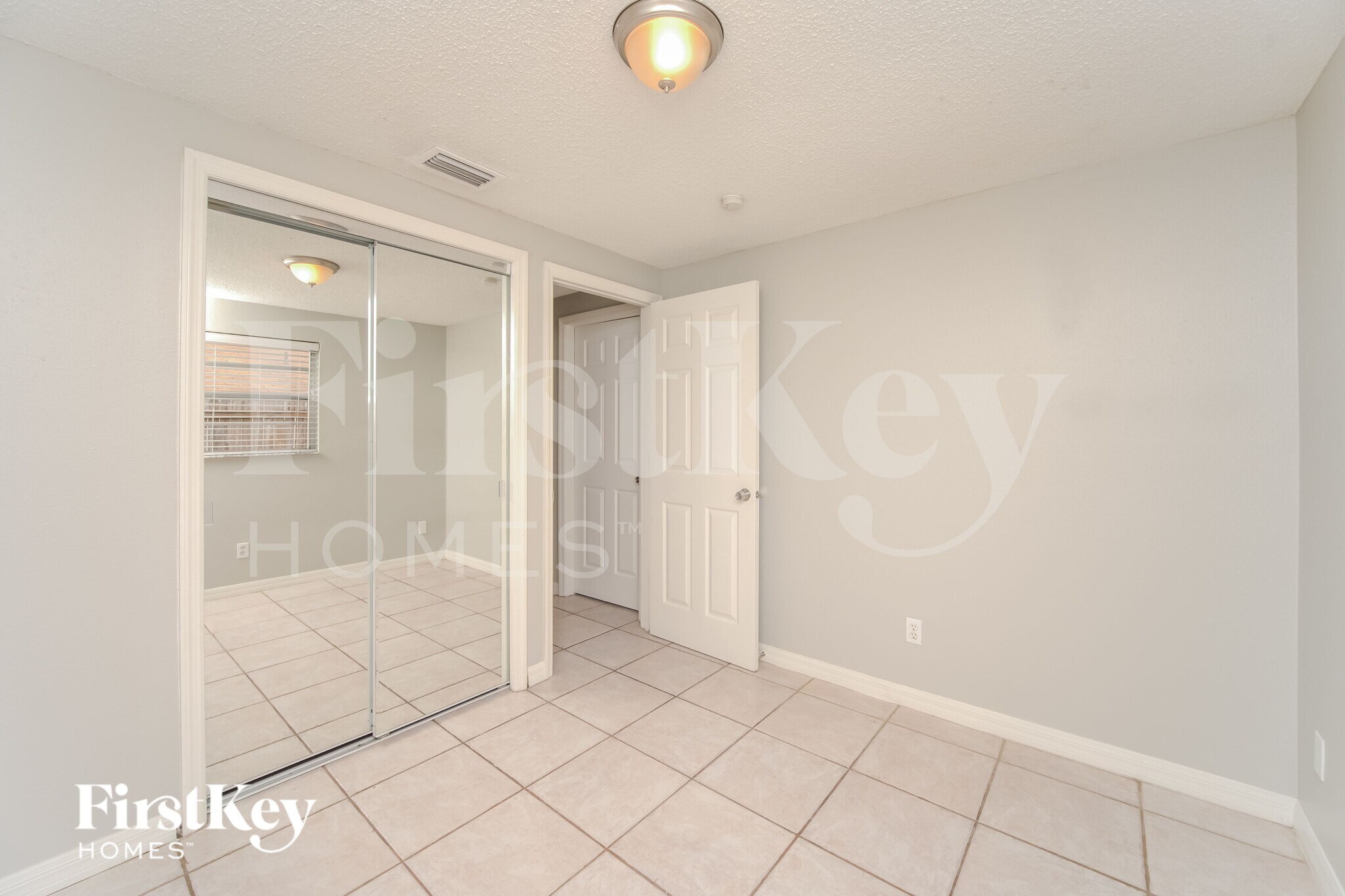 Building Photo - 8509 Olympic Ct