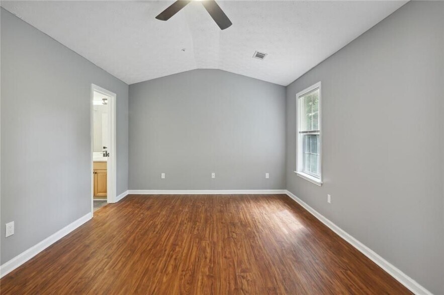 Building Photo - 1328 Glenover Way