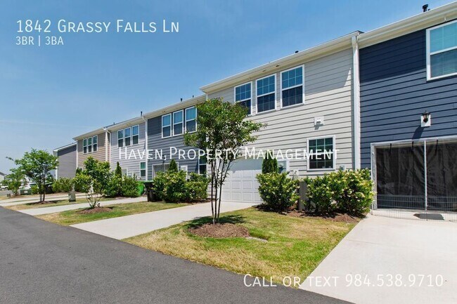 Building Photo - 1842 Grassy Falls Ln